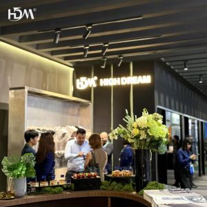 512914555 1351336909814101 8301063592591308099 n